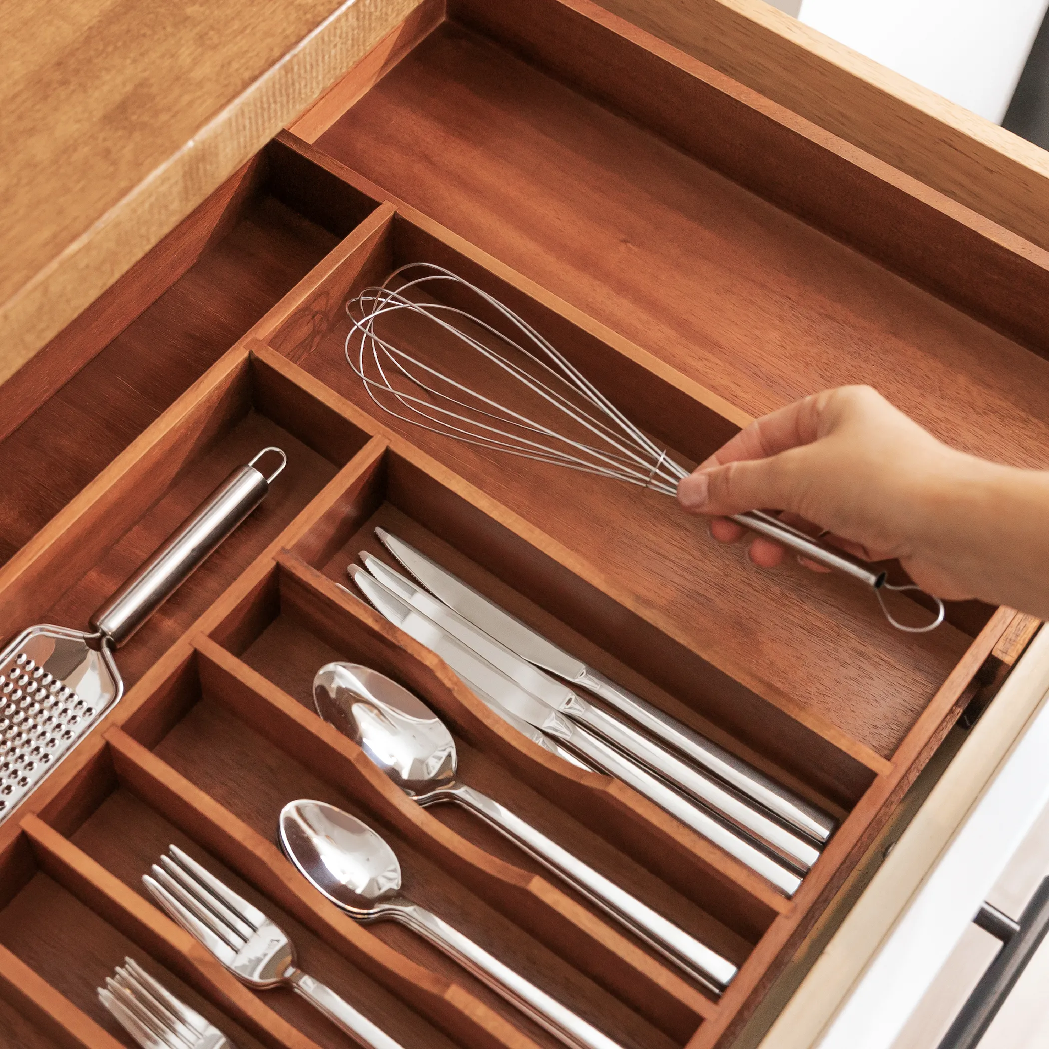 Acacia Drawer Organizer for Silverware & Utensils (Expands 15.75-28in)