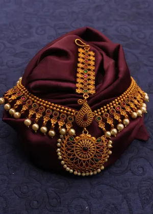 BEAUTIFUL AMRAPALI BINDI