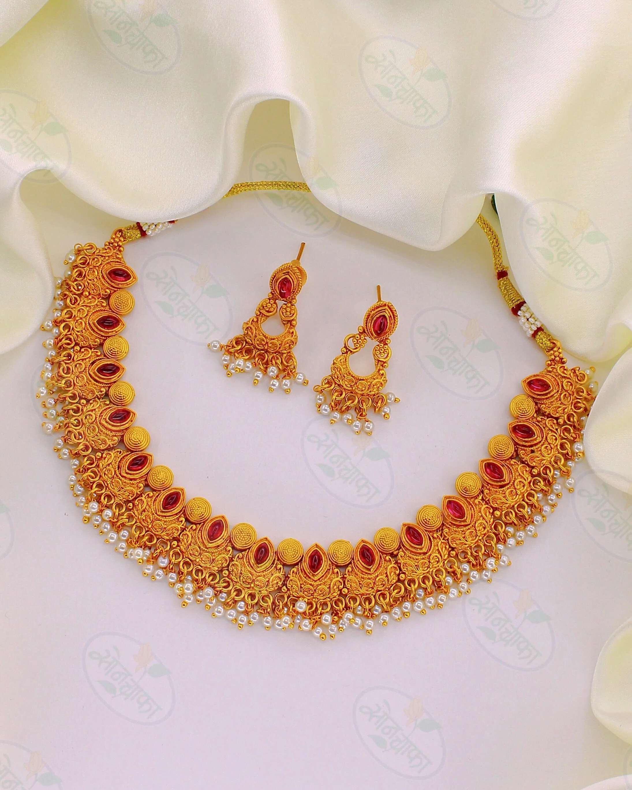 BEAUTIFUL PESHWAI NECKLACE