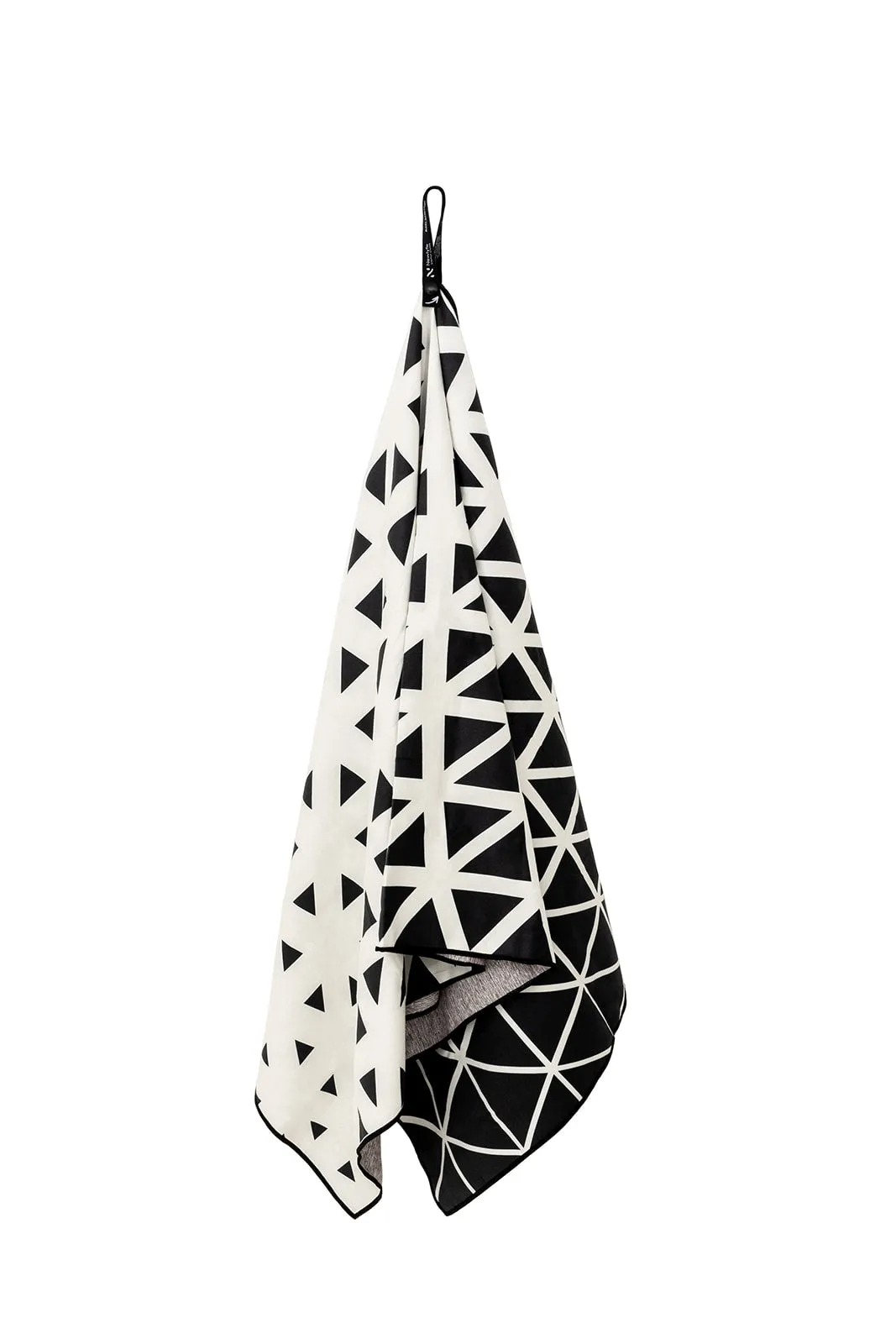 Black/White Gym Towel & Pouch