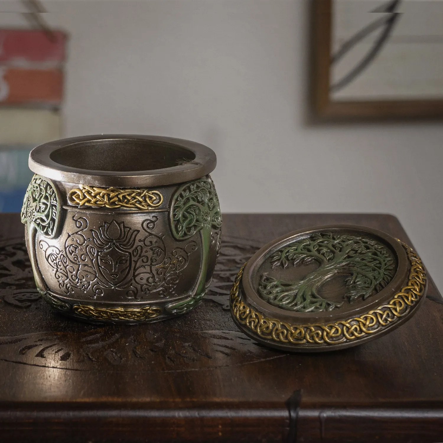 DISC-MOTHER MAIDEN AND CRONE BOX C/24