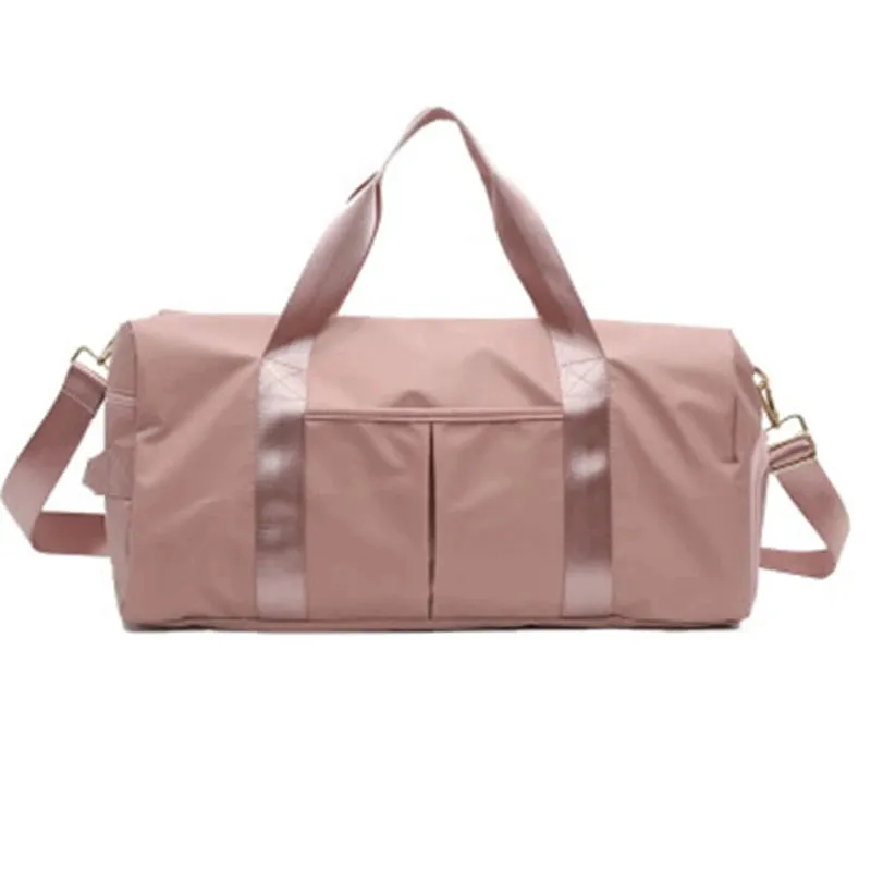 DUFFLE STYLE GYM BAG