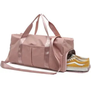 DUFFLE STYLE GYM BAG