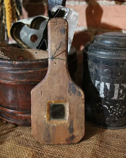 Early Bee Box Cover Unique