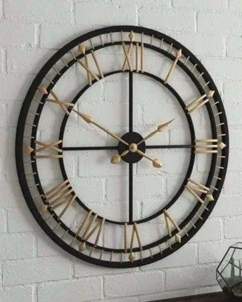 Elegant Dual Color Designer Metal Wall Clock