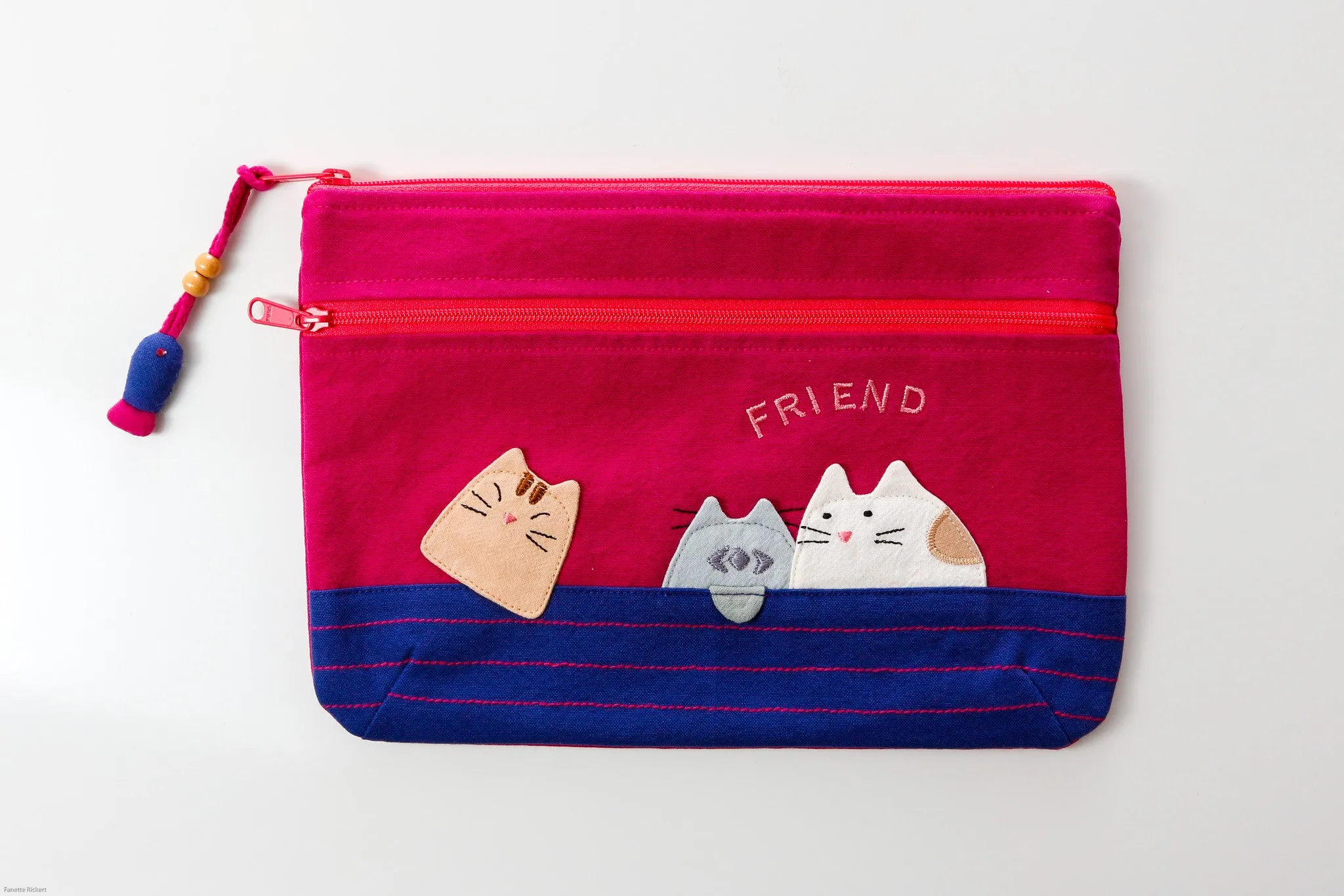 Hikosen Cara Cat Pouch