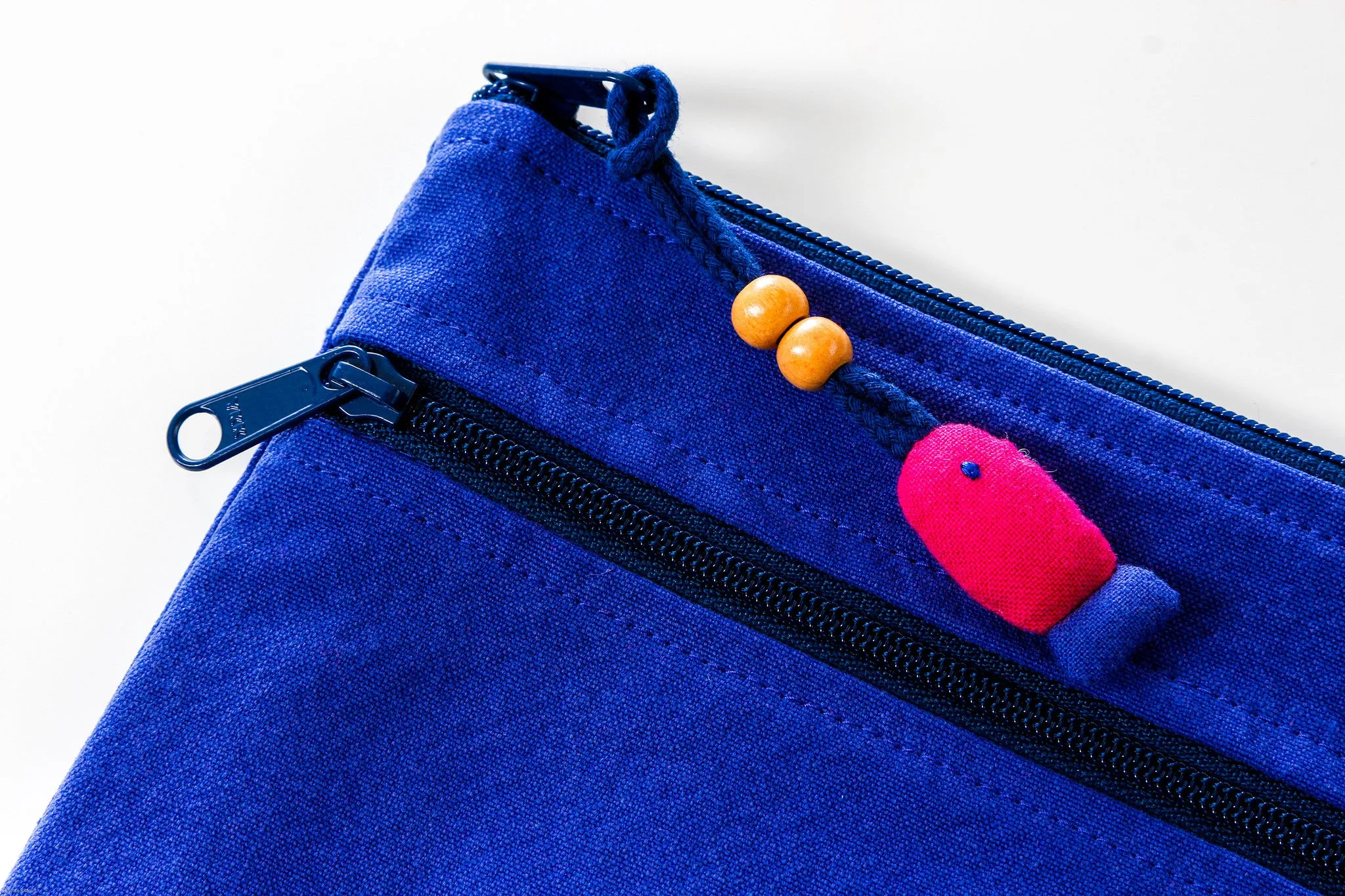 Hikosen Cara Cat Pouch
