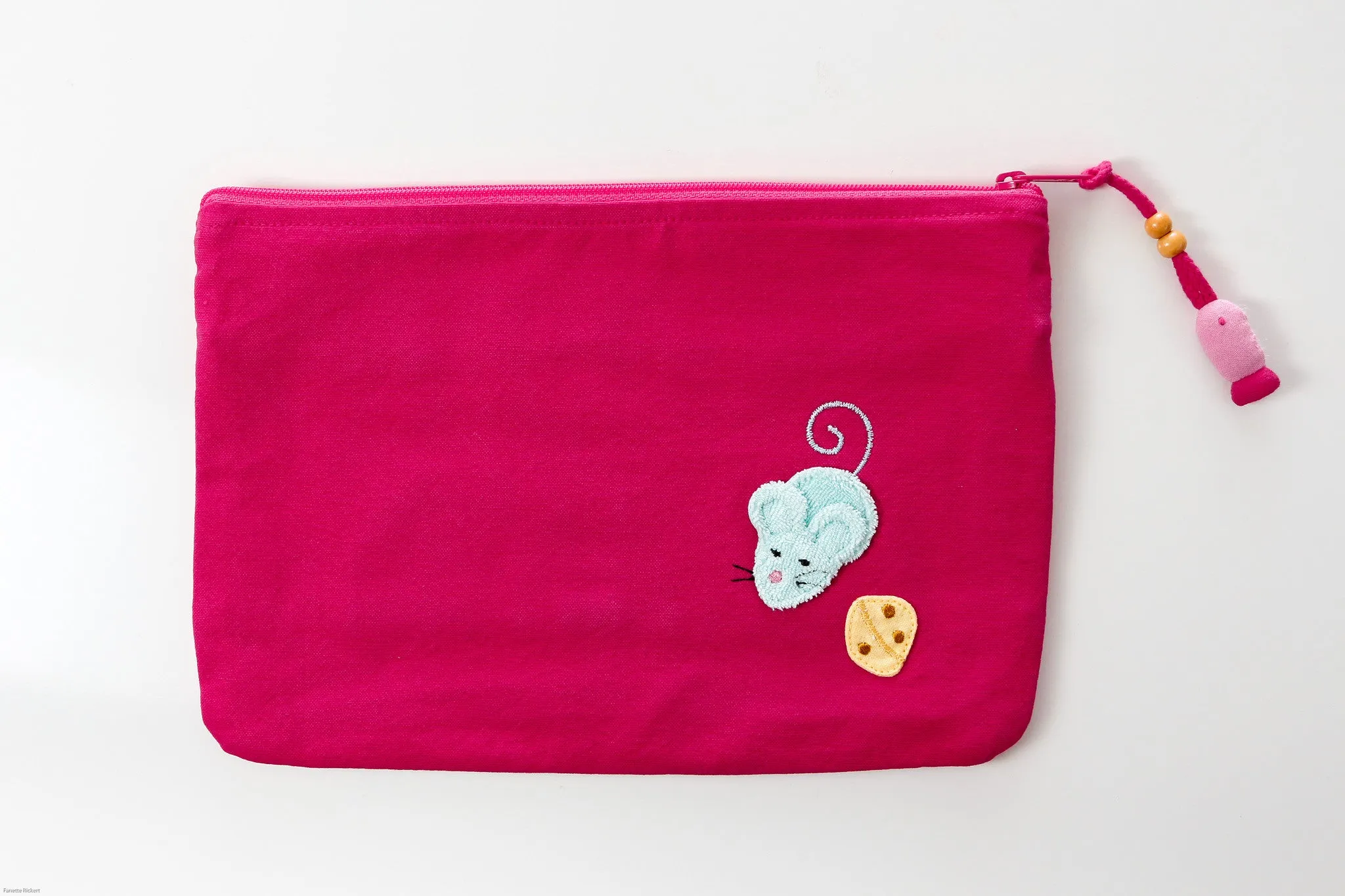Hikosen Cara Cat Pouch