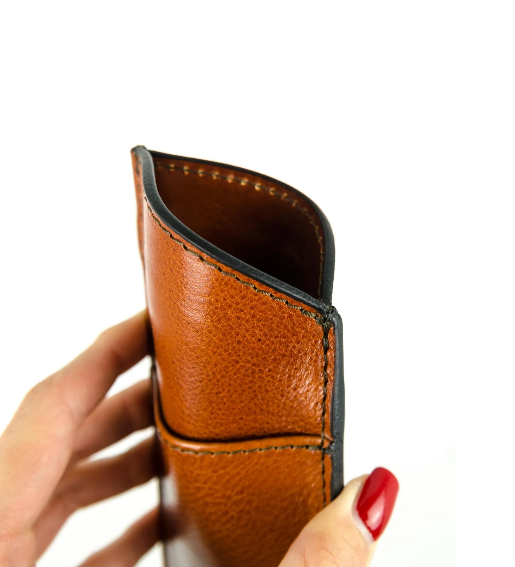 Leather Glasses Sleeve for Women - One Hundred Years of Solitude