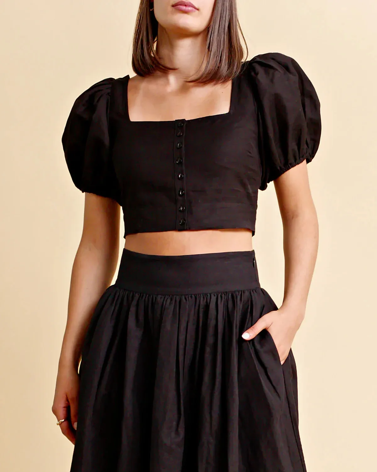 LINEN TOP