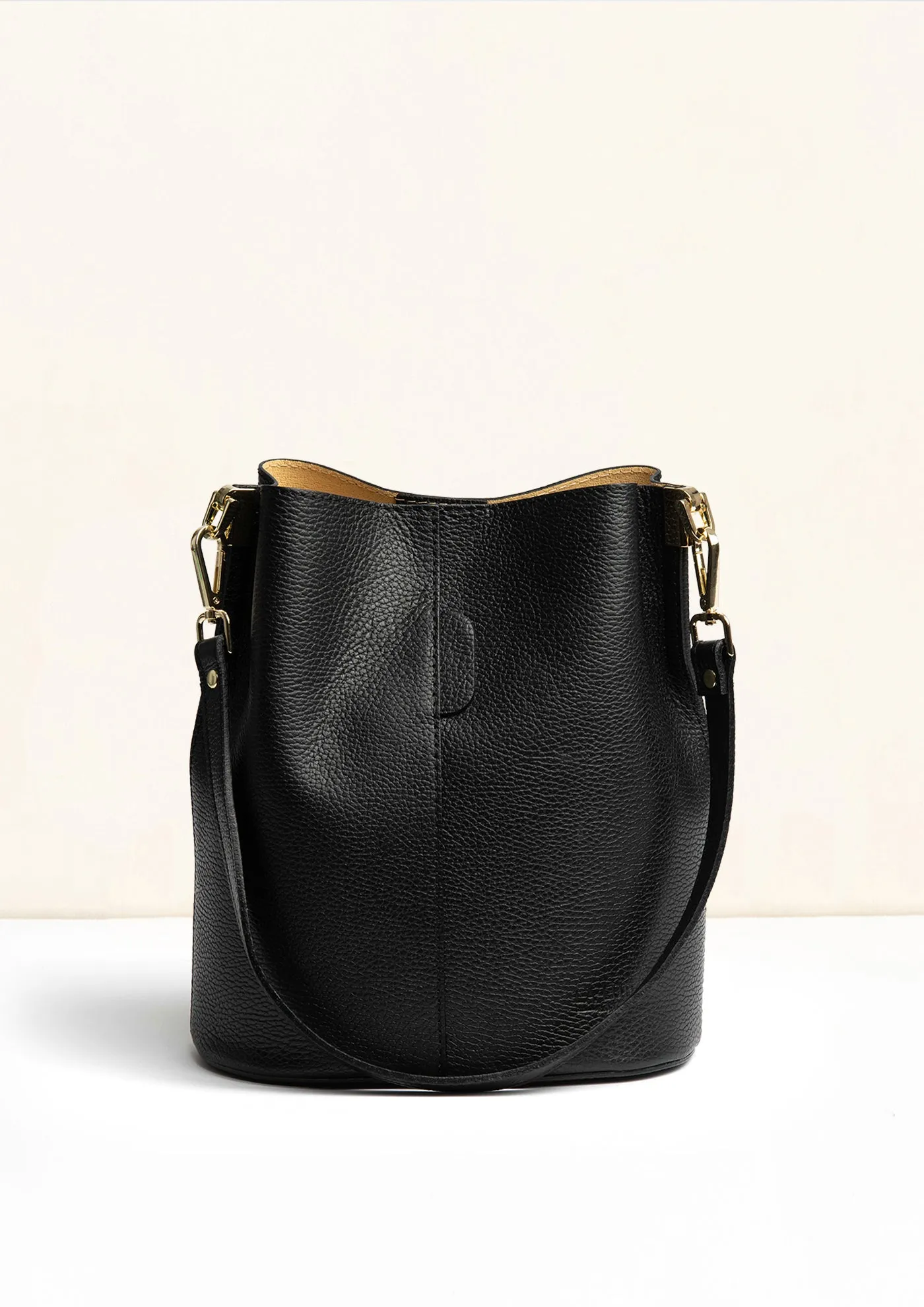 Livia Crossbody Black