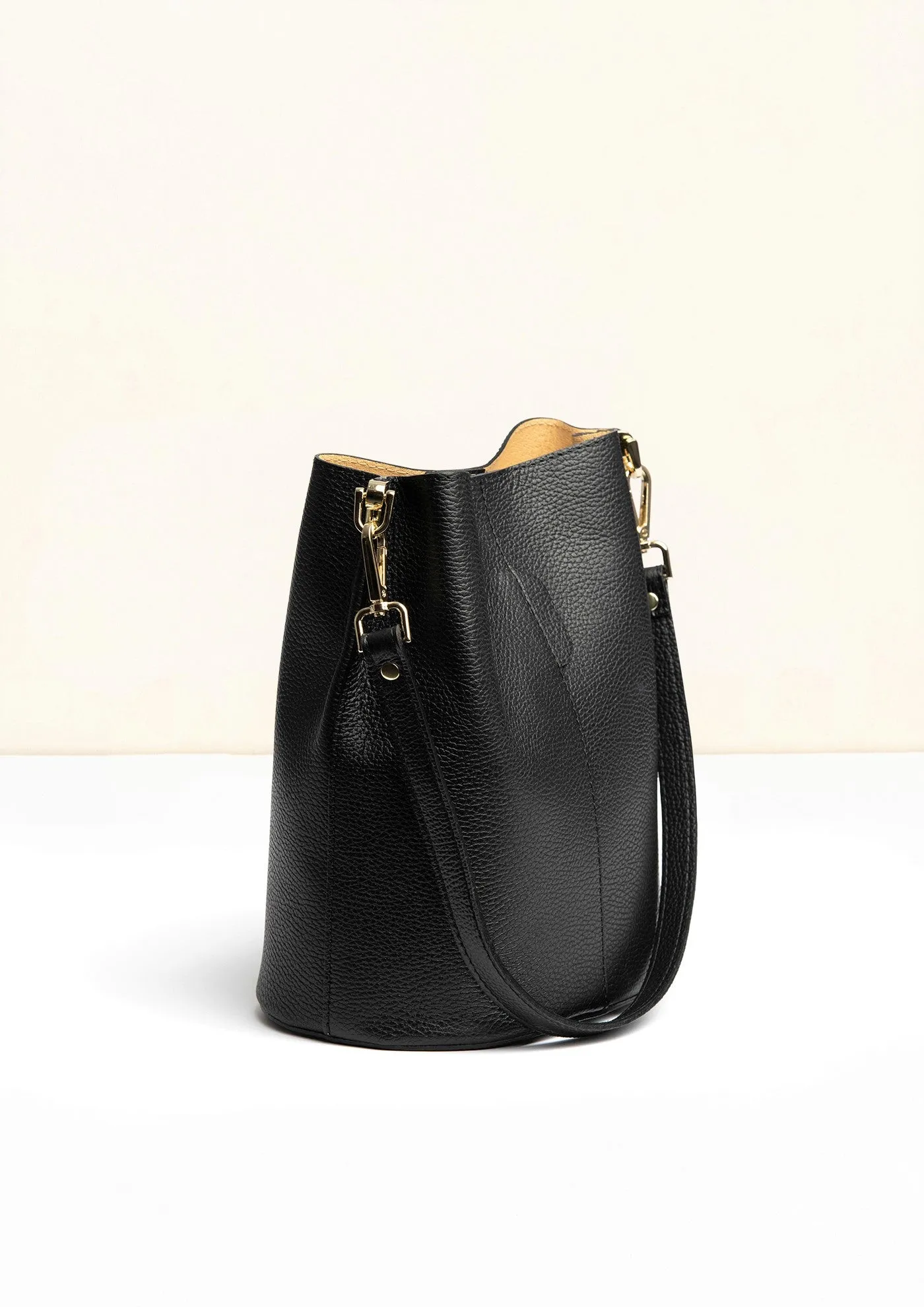 Livia Crossbody Black