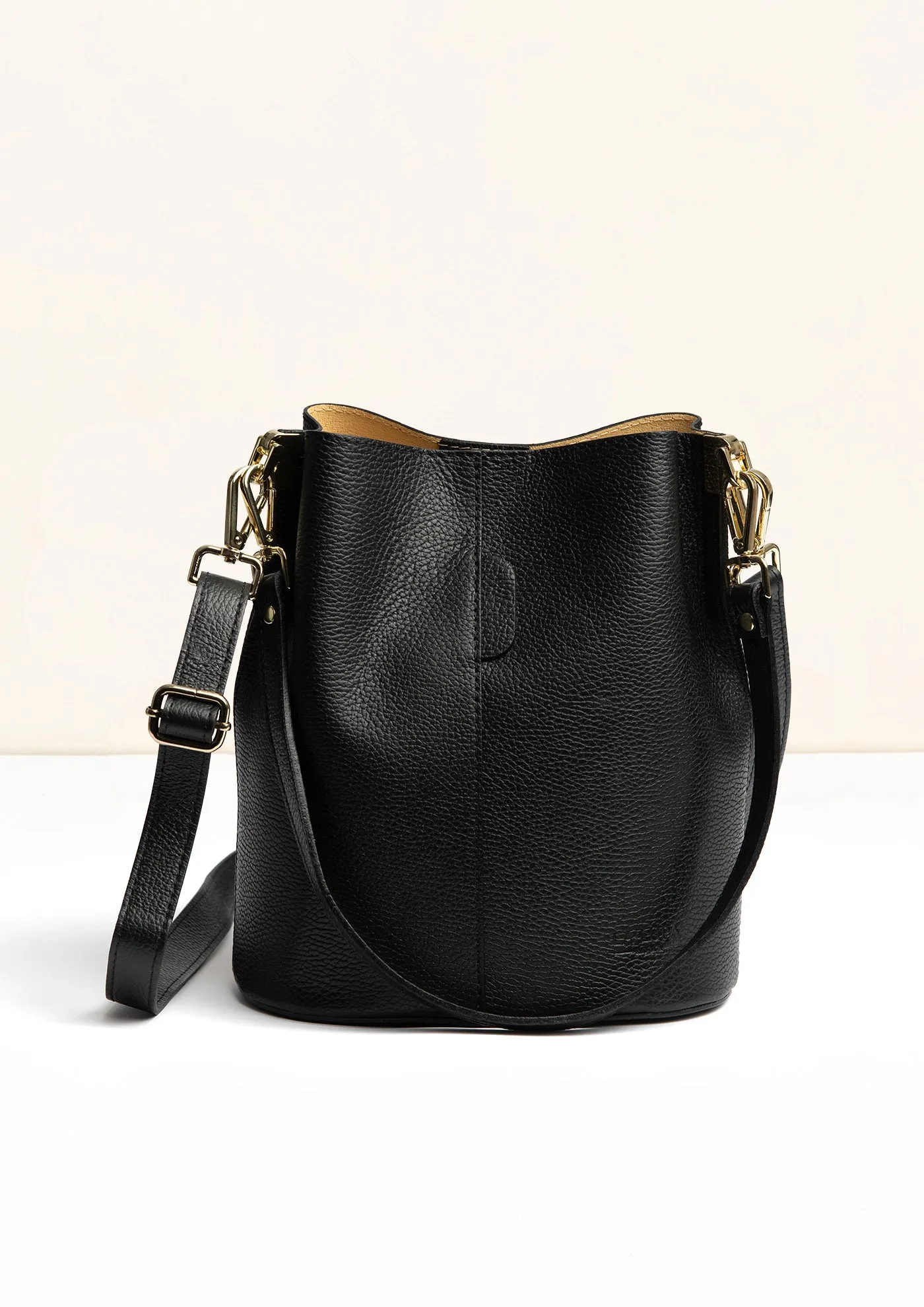 Livia Crossbody Black