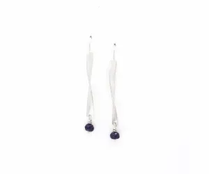 Long twist with sapphires