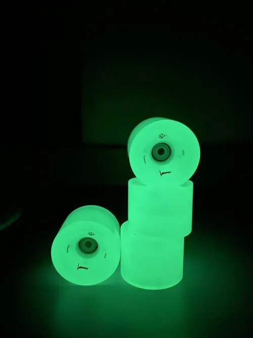 Luminous FR Skates Skateboard Longboard 70mm 85a