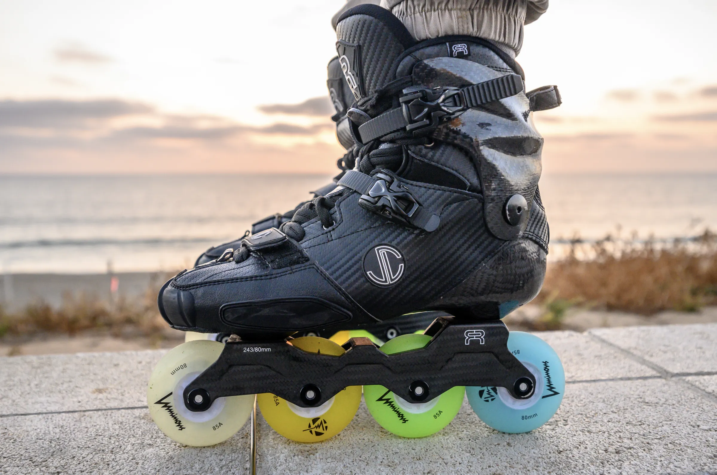 Luminous LED Inline Skate Wheels Multiple Colors 80mm 4-Pack - Sale