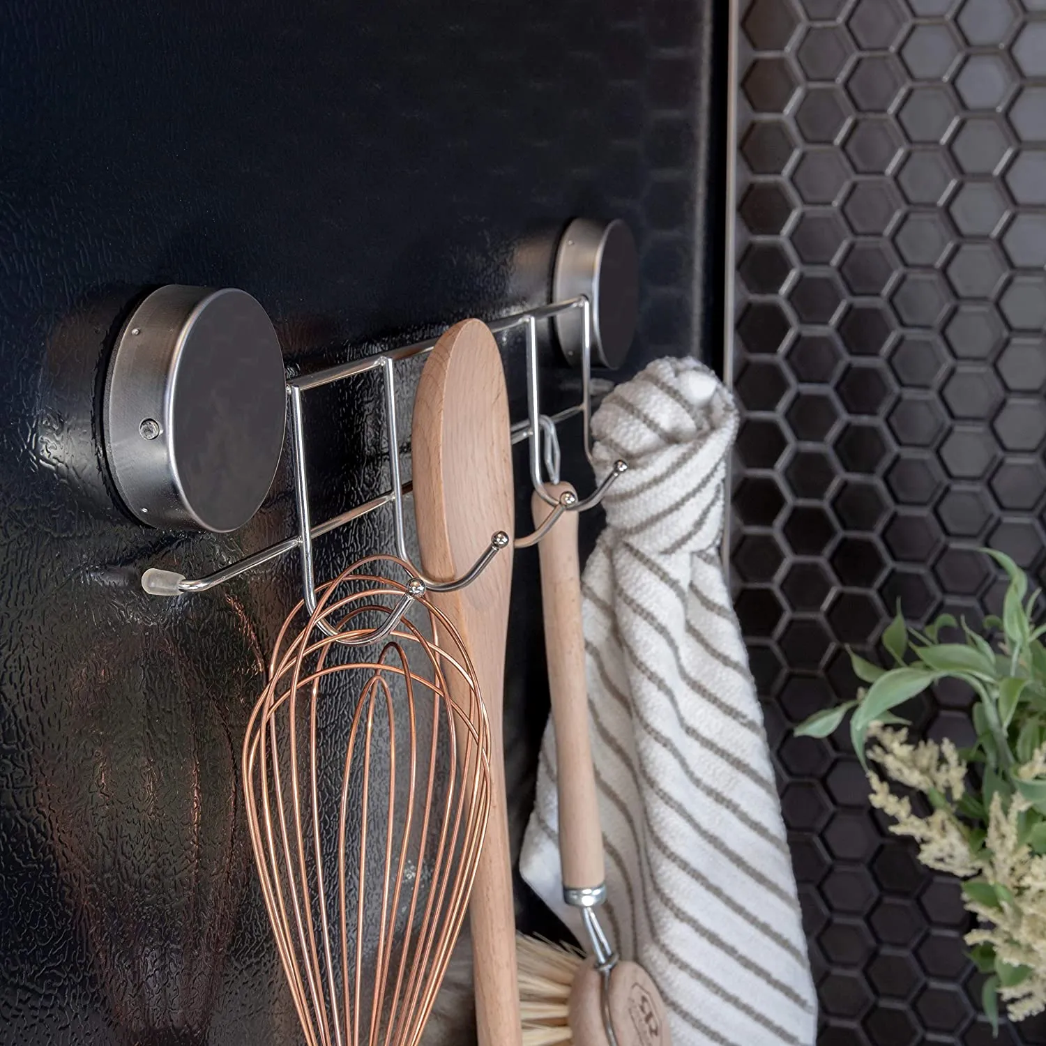 Magnetic Hook Rack by Better Houseware