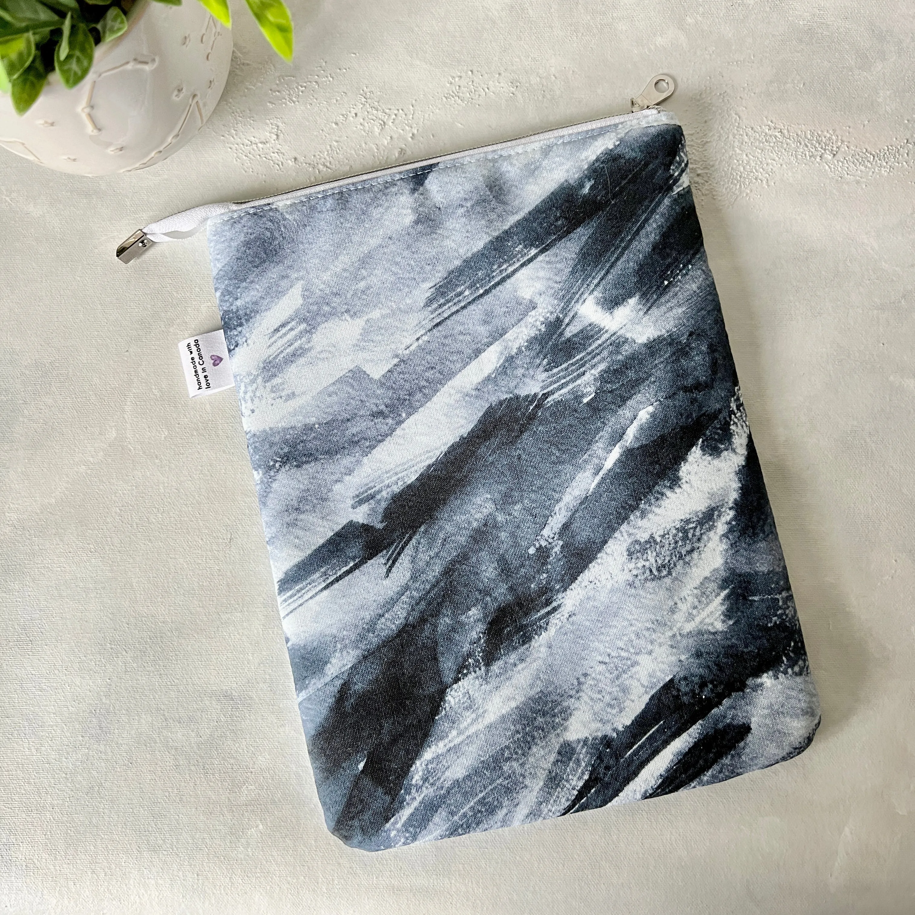 Navy Brush -  Zippered Book Sleeve