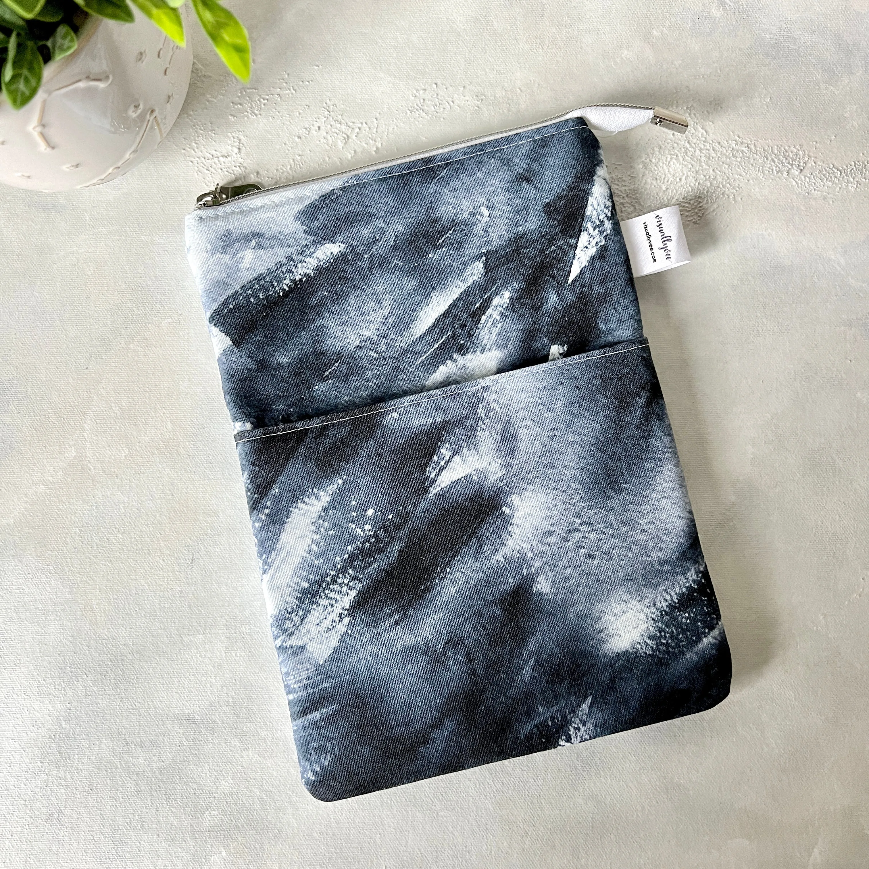Navy Brush -  Zippered Book Sleeve