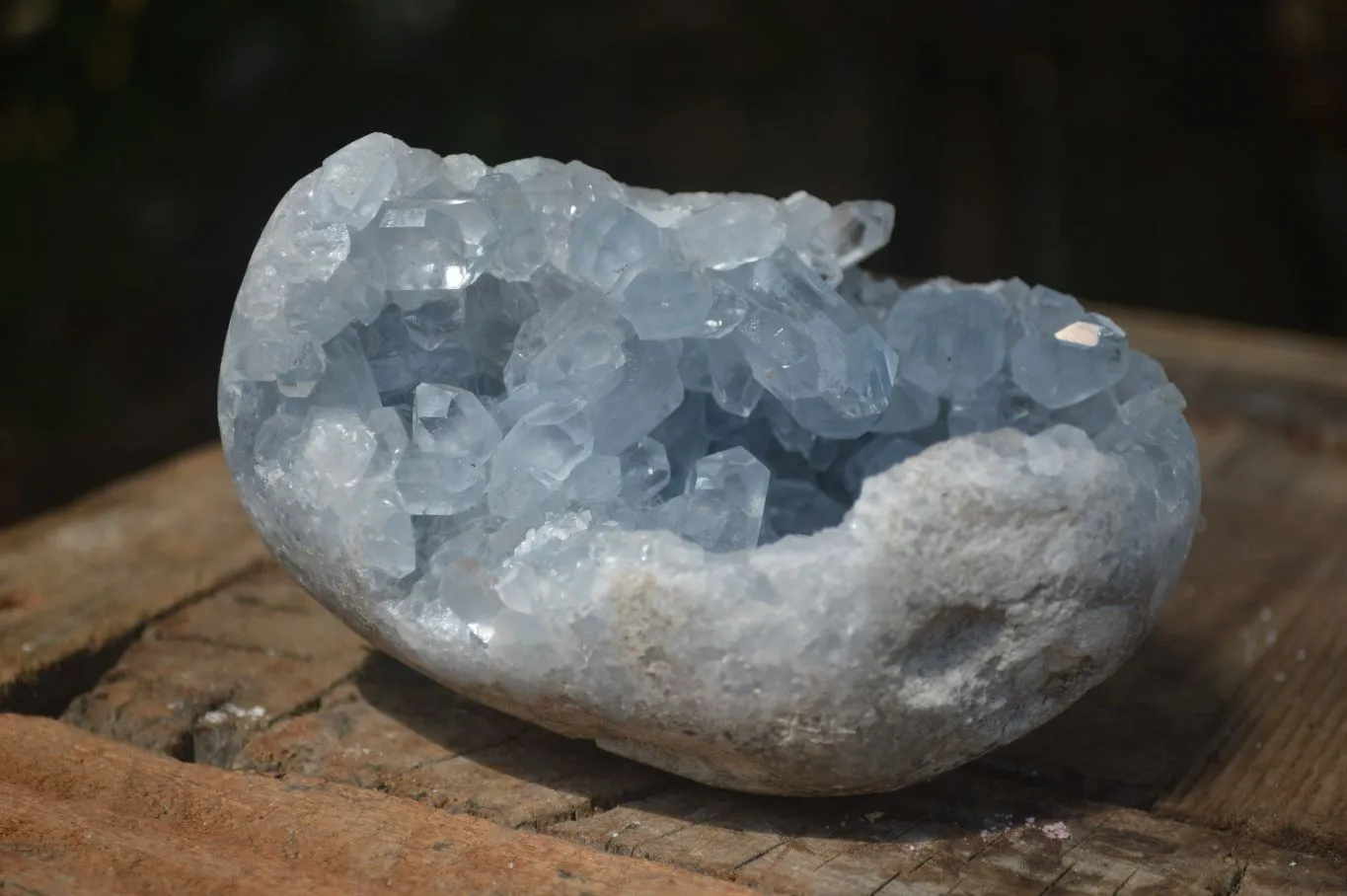 Polished Blue Celestite Crystal Centred Egg x 1 From Sakoany, Madagascar