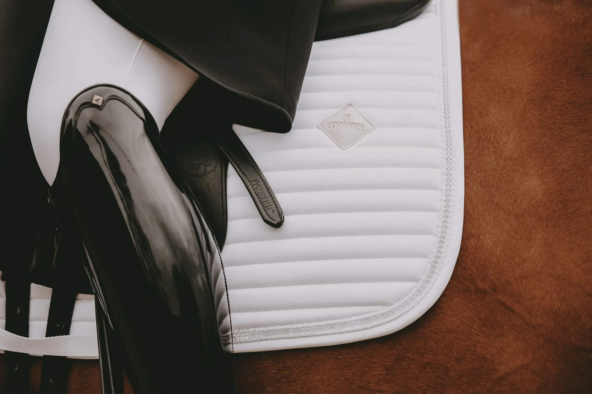 Saddle Pad Pearls Dressage