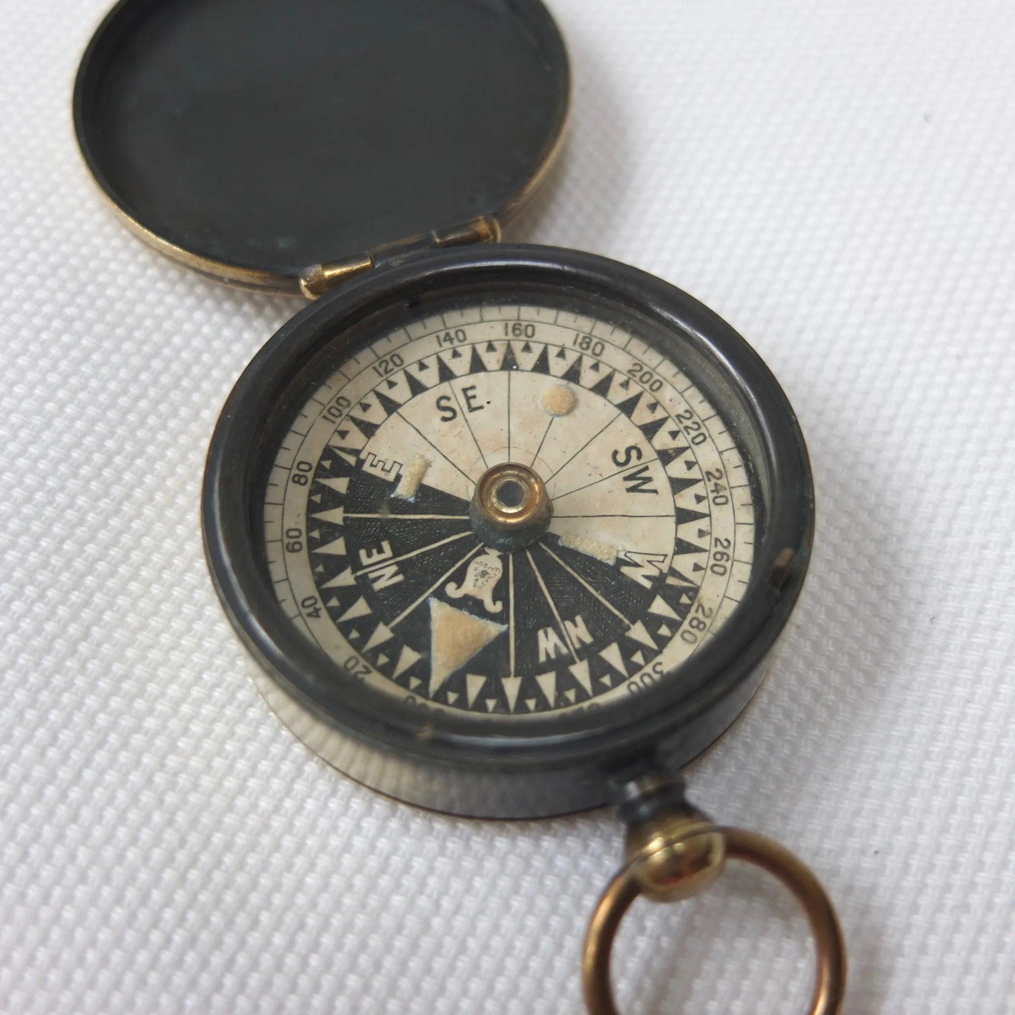 Singer's Luminous Compass, F. Barker & Son c.1875