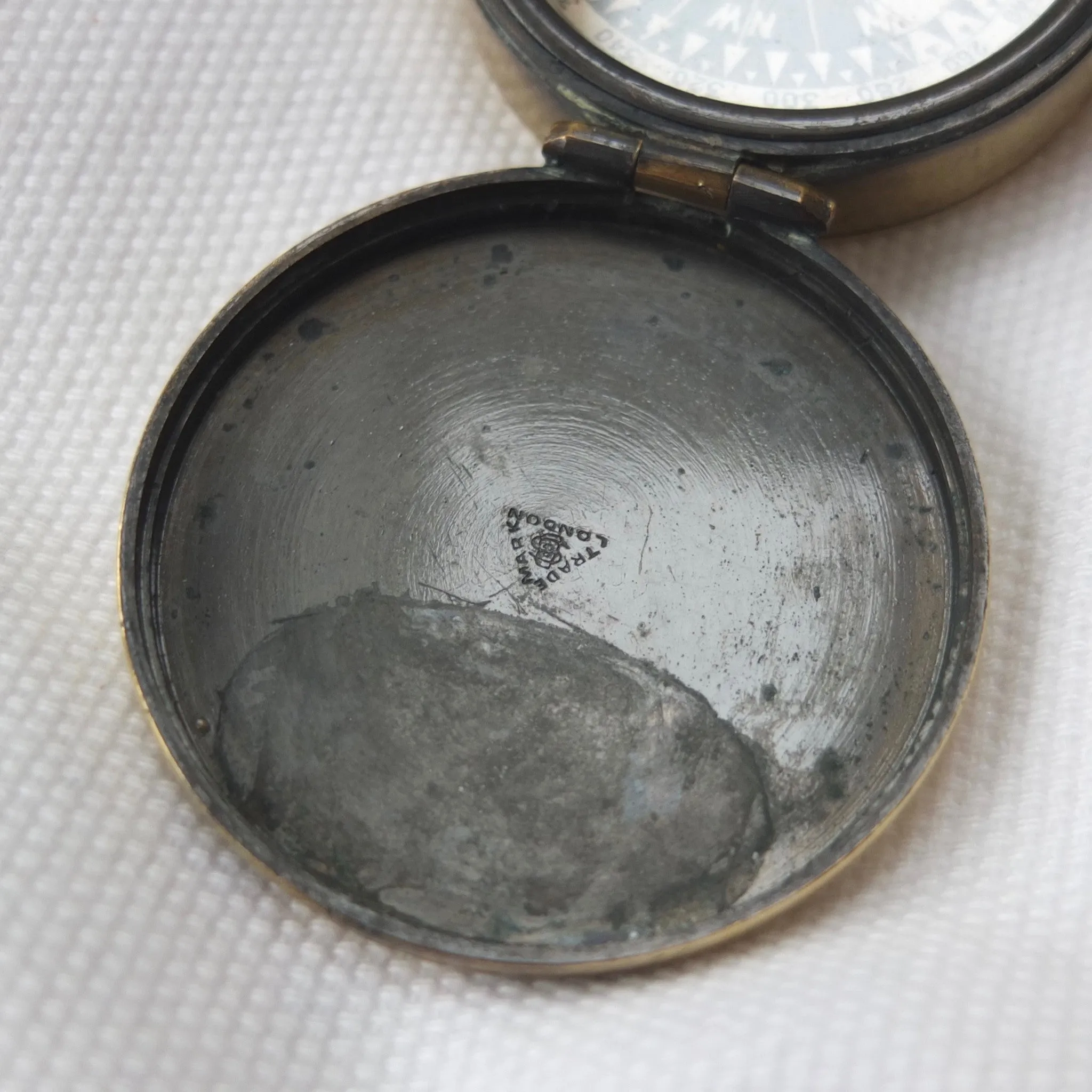Singer's Luminous Compass, F. Barker & Son c.1875