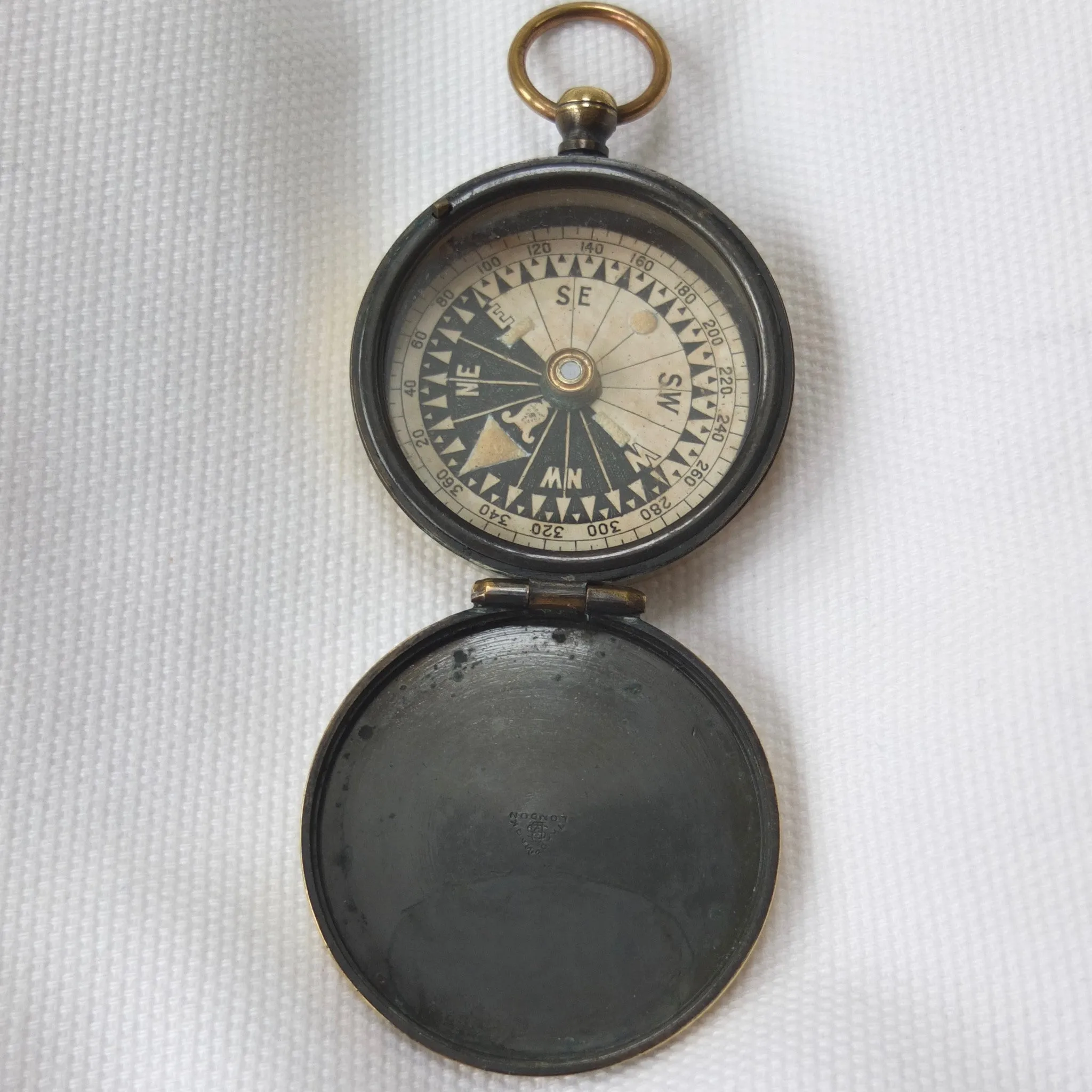 Singer's Luminous Compass, F. Barker & Son c.1875