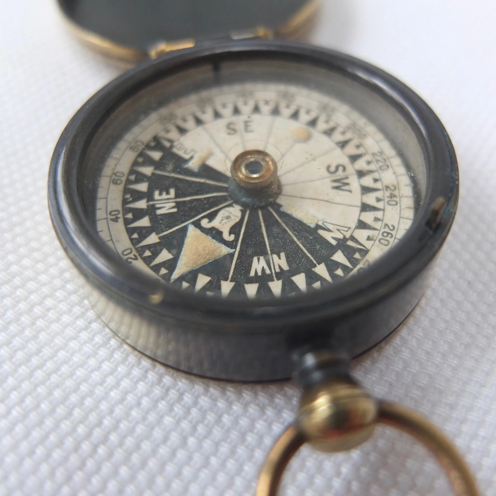 Singer's Luminous Compass, F. Barker & Son c.1875