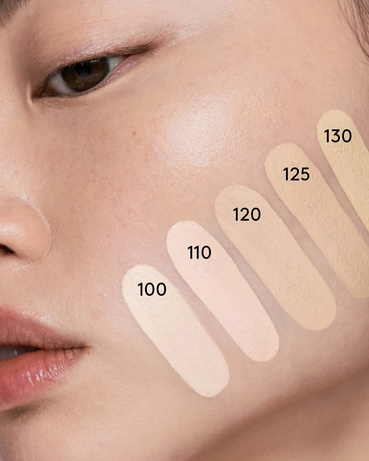 Soft'lit Naturally Luminous Longwear Foundation — 130