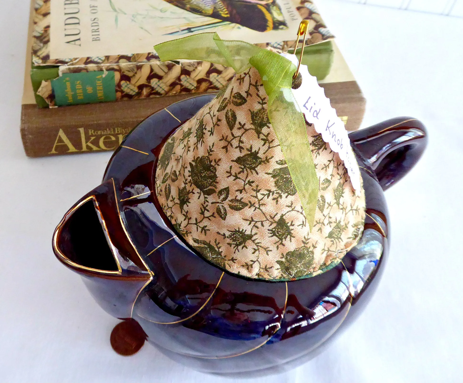Tan Olive Green Lid Knob Holder Teapot Lid Holder Padded Green Chintz Inside