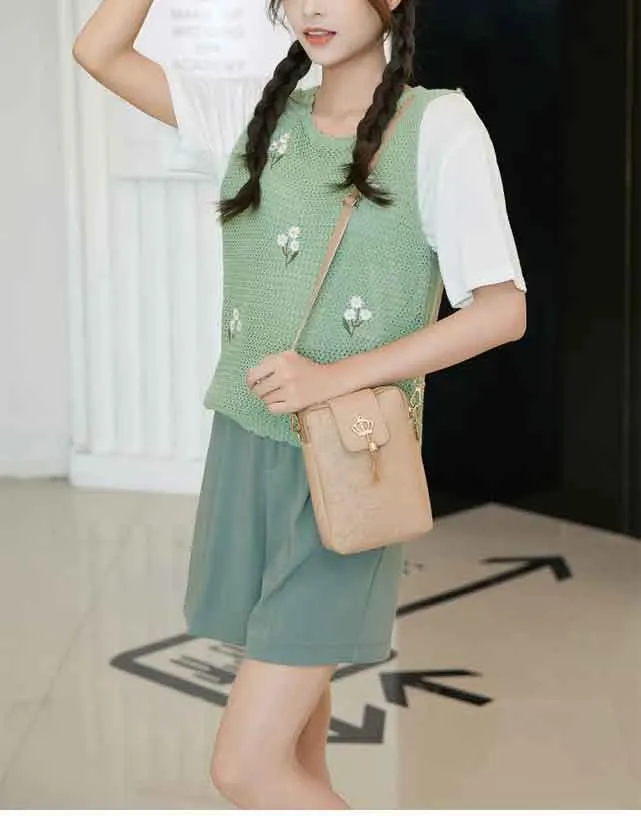 The Crown Light Weight Crossbody Bag