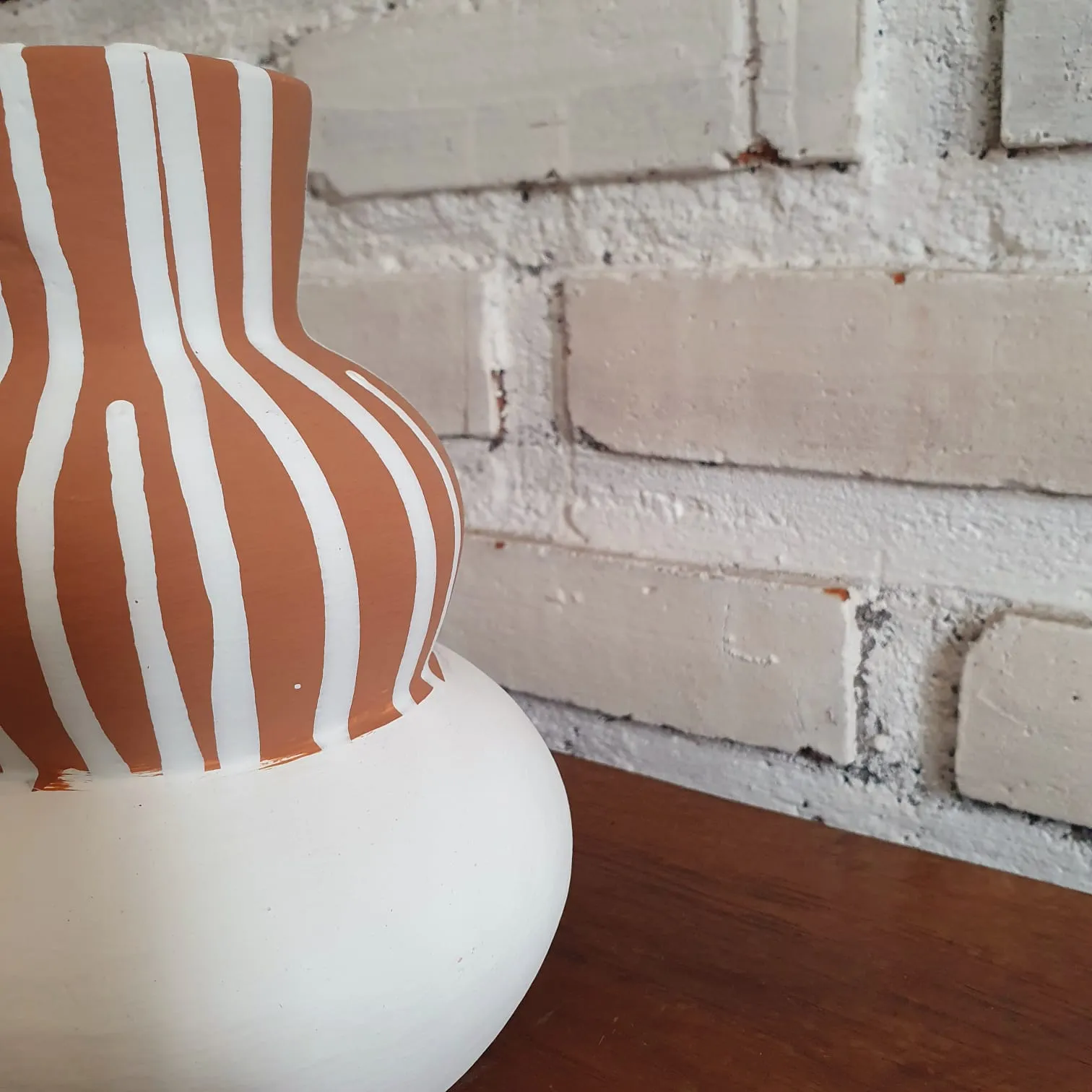 Unique Pottery Vas