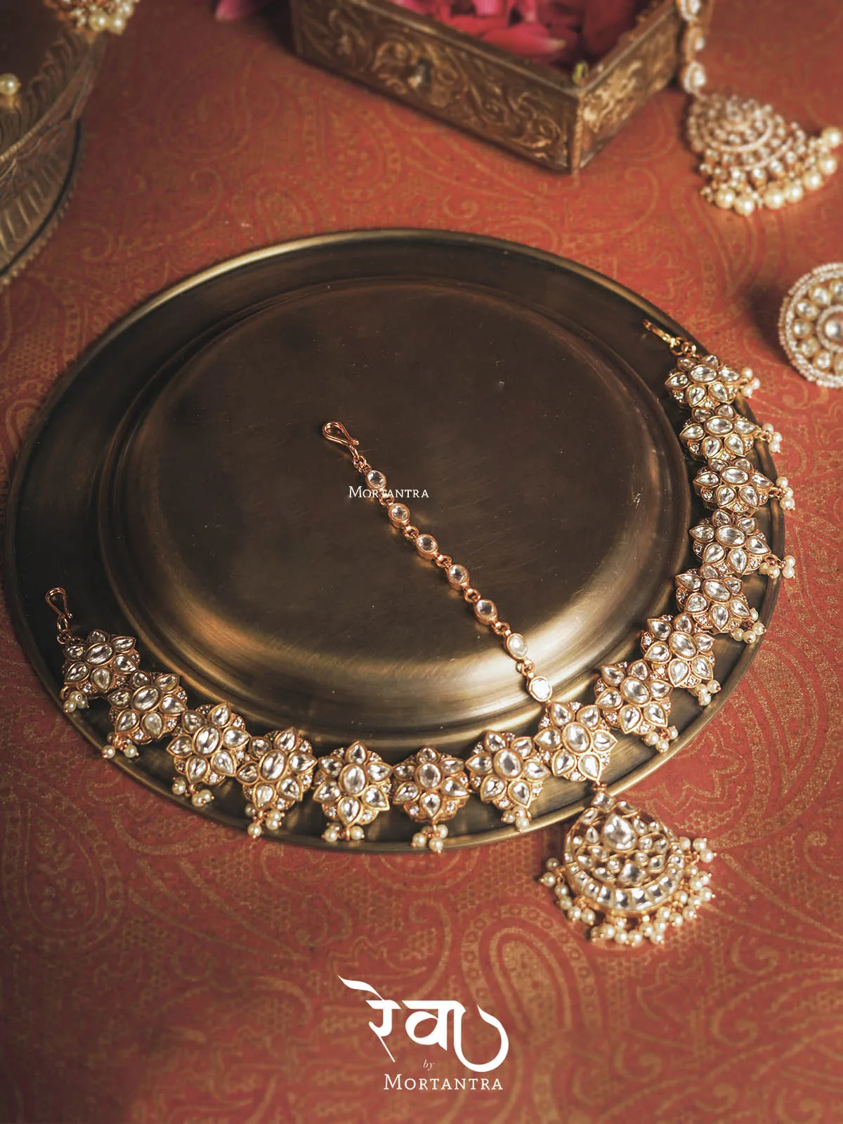 White Color Gold Plated Jadau Kundan Mathapatti - MO-MM1